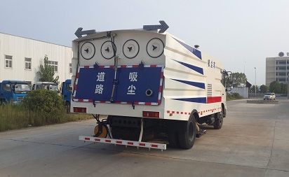 干式吸尘车